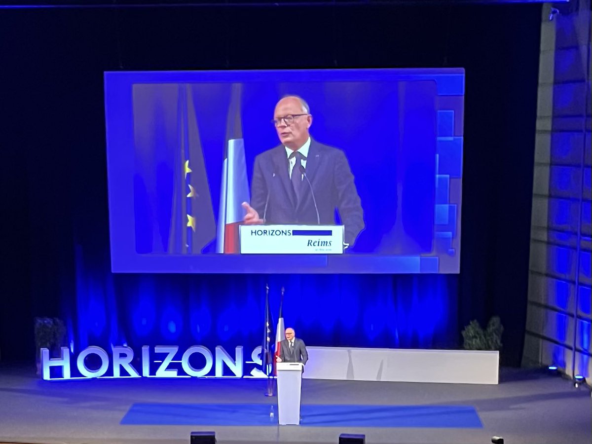 pegah_maleka's tweet photo. Conseil national d’Horizons ce dimanche ! Rassemblés avec @EPhilippe_LH pour la France 🇫🇷 https://t.co/cQMvced7iN