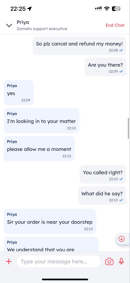 nousetrying's tweet photo. @zomato @zomatocare these screenshots should be more than enough to convey my issue.. first your rider doesnt move for a whole 30 minutes then says he doesnt have order and all thsi time Priya your agent is continuously lying to me saying your order has arrived.. SHAME! https://t.co/lGQrGrTryB