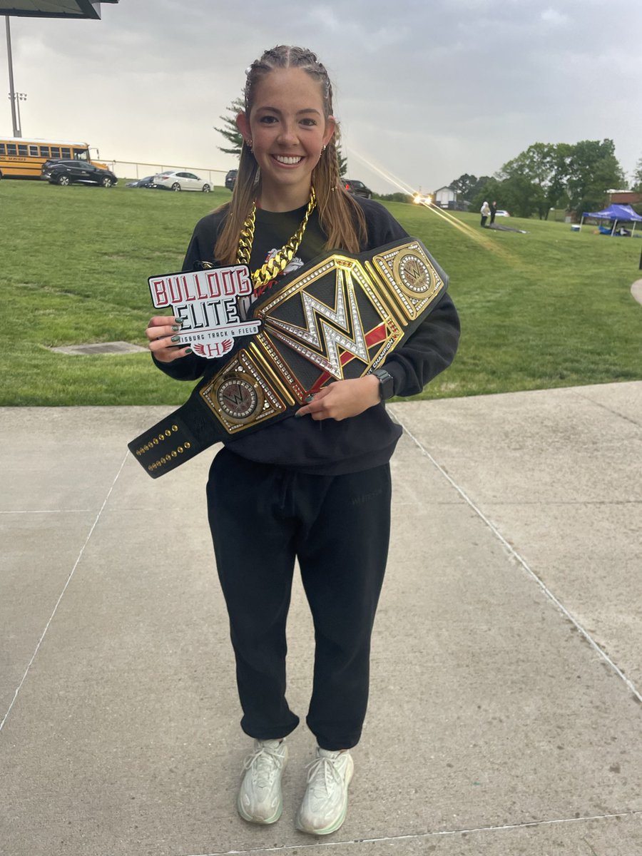HarrisburgTF's tweet photo. Congratulations to Poppy Spry for winning the district title in the Pole Vault!

@DGP_Geisler @Whitfam8 @DTBBNT @MBlakeLogan @b_claas @Harrisburgath @Harrisburgath @CentralState8 https://t.co/ZQ6eYAgpDg