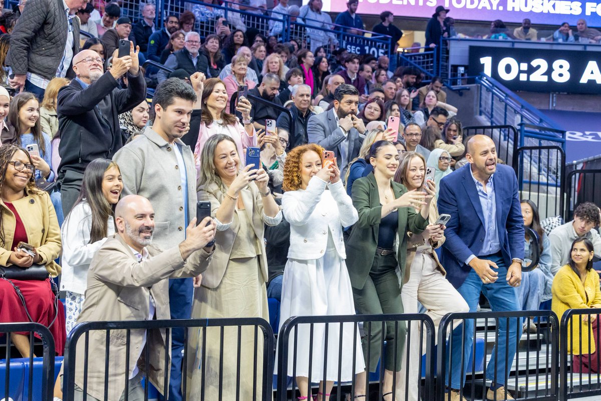 UConn tweet media