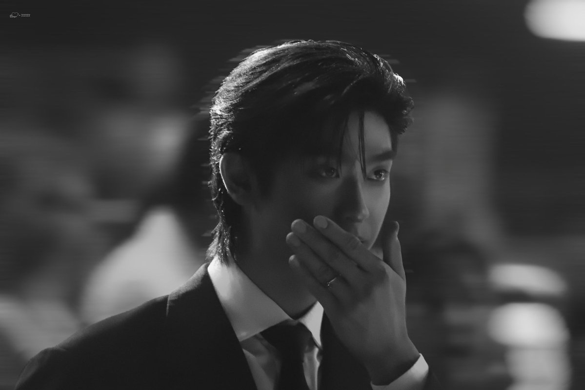 𝒾𝘯𝘲𝘶𝘪𝘦𝘵𝘭𝘪𝘨𝘩𝘵 - (𝐭𝐦) ♡ tweet media