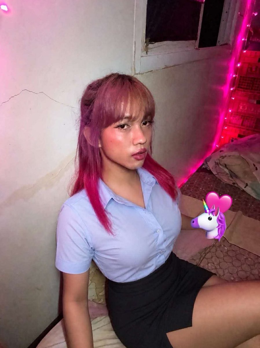 evtispink's tweet photo. 28Y 🎁🎂🎈 https://t.co/riNbkRVS0C
