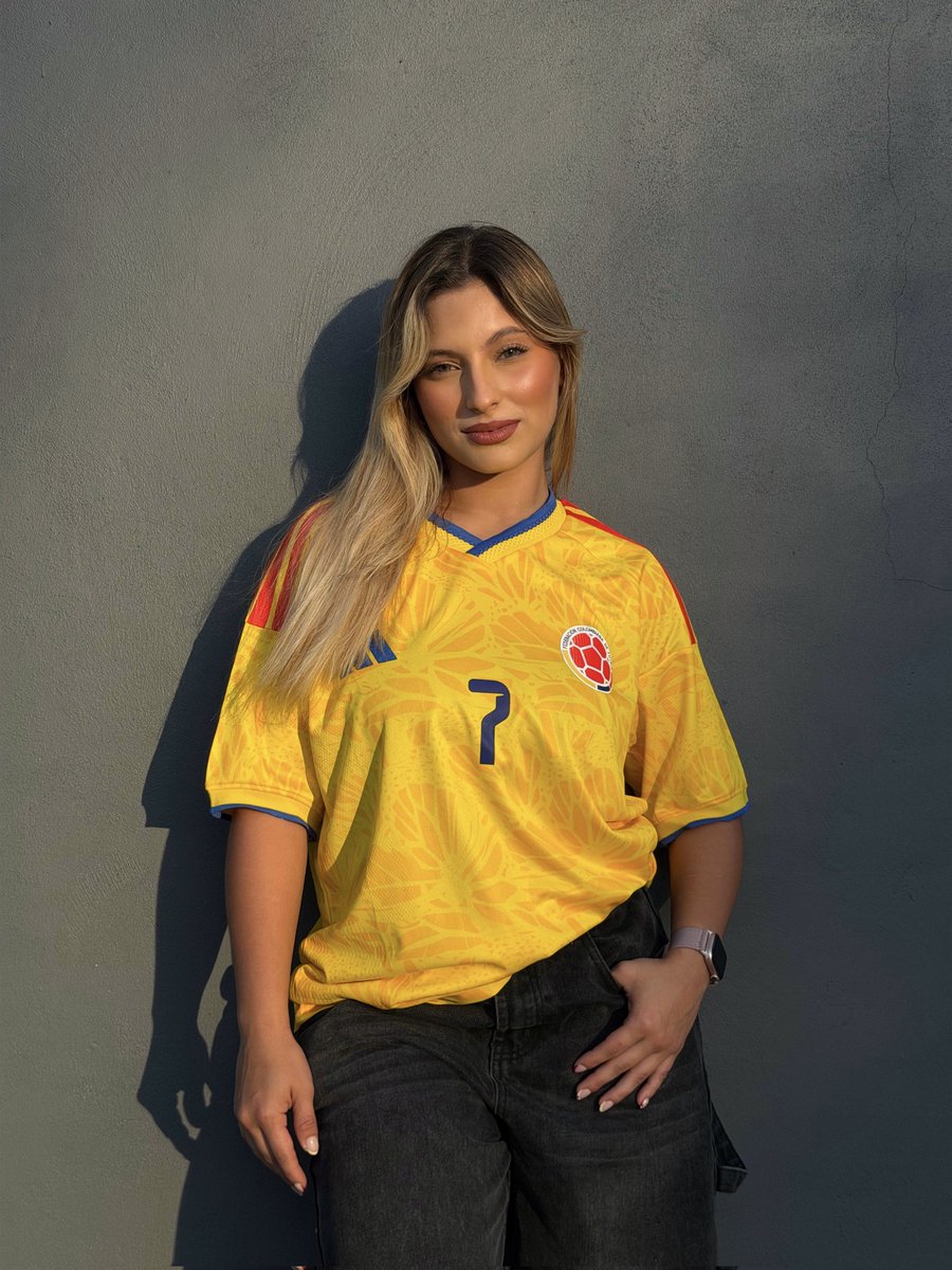 SoloTrujillanos's tweet photo. #Publicidad | Ya se conocen todas las camisetas oficiales del mundial.
Adquieralas gracias a #LaTitular, con la mejor calidad/precio y envíos a todo el país 🇻🇪
🤯 La calidad es inmejorable
🧵 Parches
👕 Tela
🔥 Detalles
👉 Mayor información, catálogos y pedidos al: 04241819170 https://t.co/fvuOfmqLmz