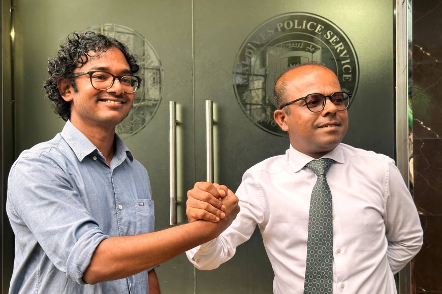 hussainfiyaz's tweet photo. މިތިބީ ގަދަކޮށް https://t.co/qTJpYGKoiX