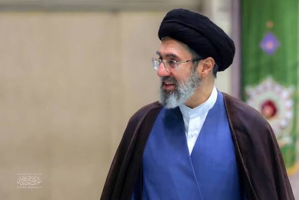کاوه tweet media