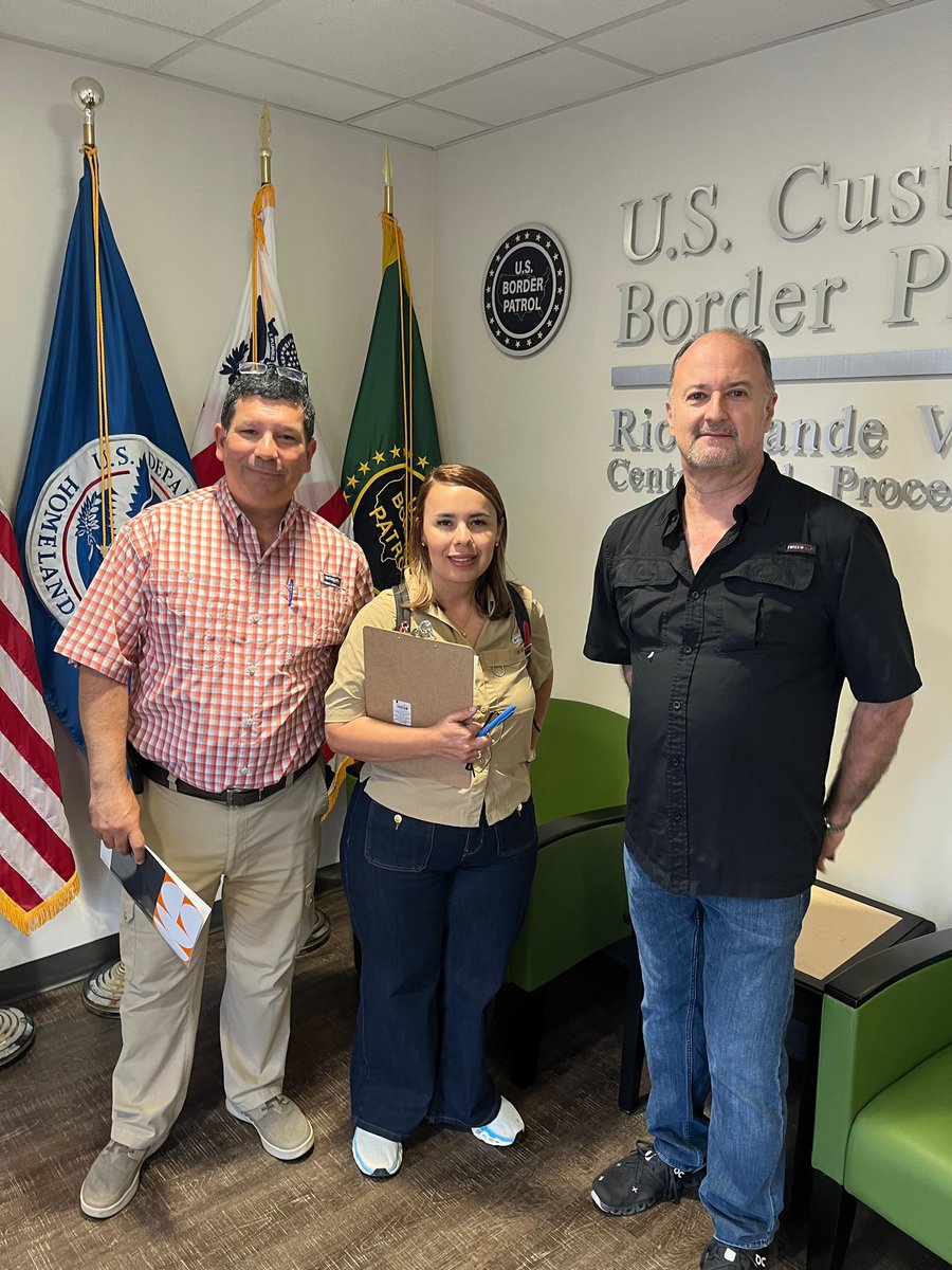 Consulado de México en McAllen tweet media