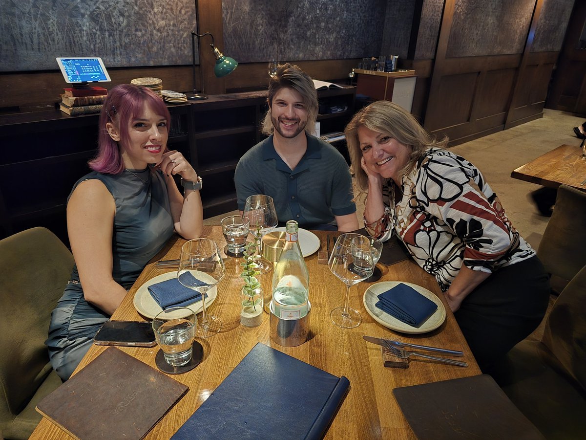 KayliMills's tweet photo. Happy Mother’s Day!!!  To the only gremlin stronger than me. 💚💪

And also to all mothers, expectant mothers and mothers who have lost a child or who never got to hold their child. You are seen and your love makes the world a better place. 💖 https://t.co/2yHgKux7pr