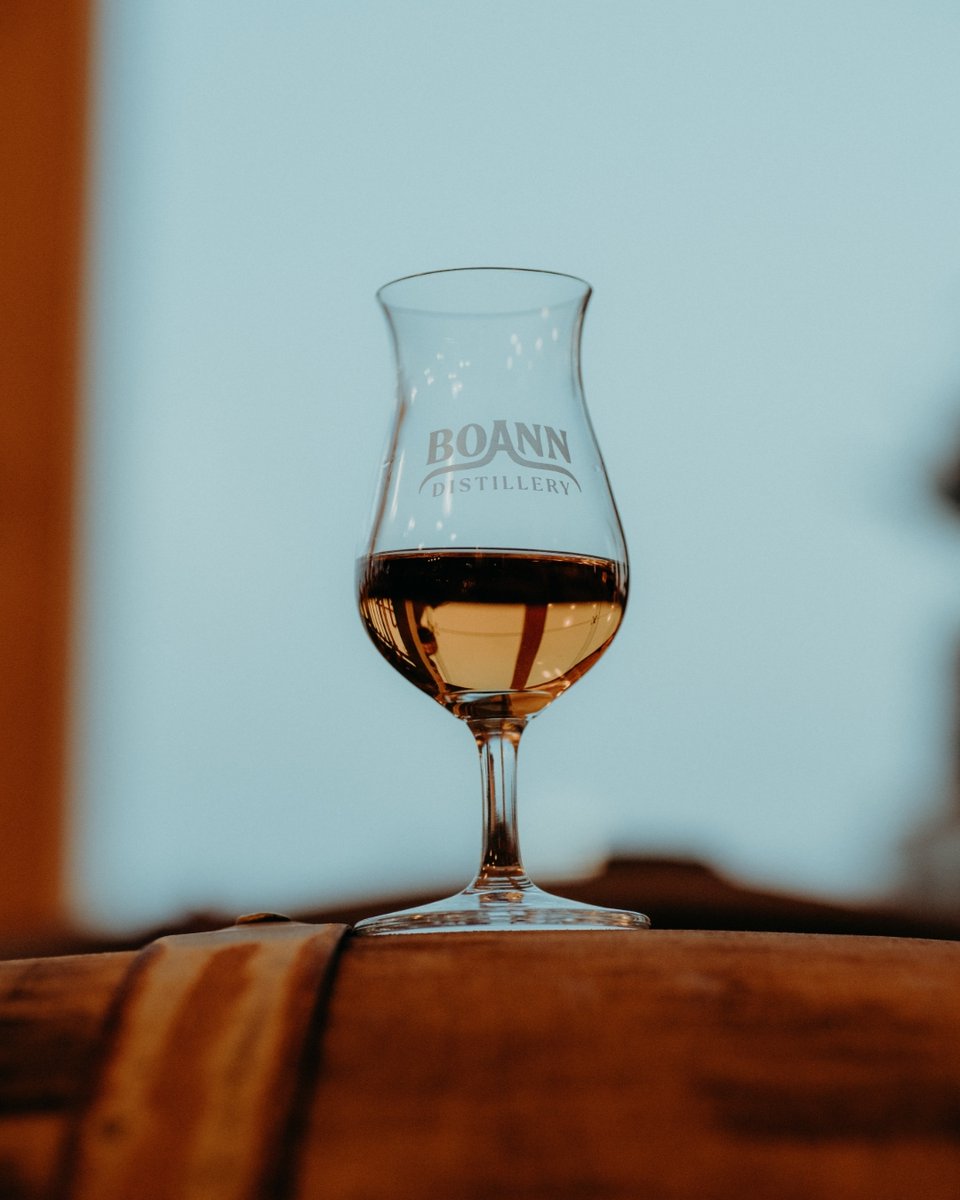 Boanndistillery's tweet photo. Our #DistilleryTours take place Fridays at 3PM, for more info or to book a tour, see our website 🥃 Travelling for @WhiskeyLiveDub? We've added an extra tour on Thursday, June 4th. Tickets available now! #BoannDistillery #WhiskeyTour #Drogheda #IrishSpirit https://t.co/prSUbwVsC6 https://t.co/bmFEN2iuc7
