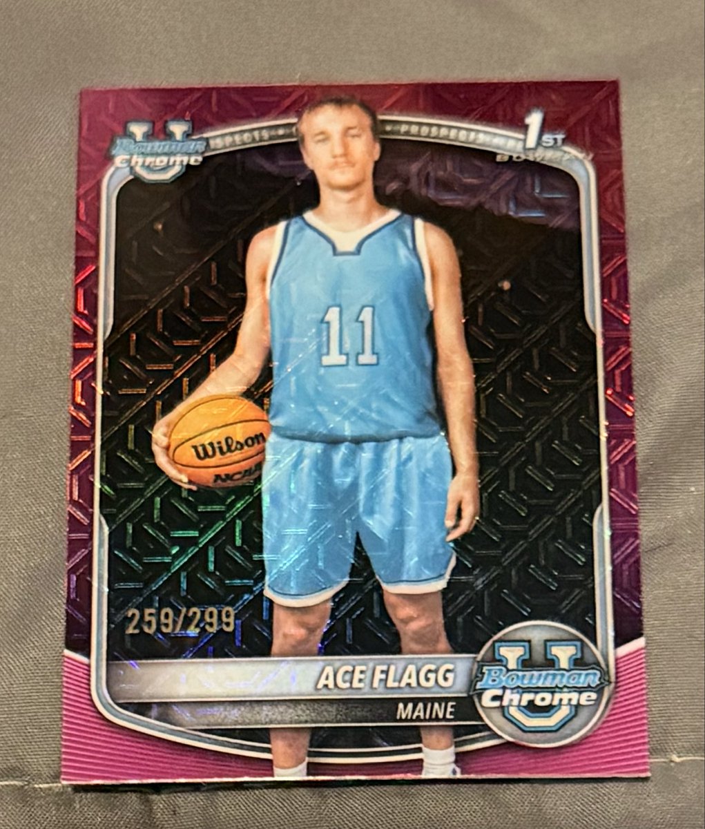 JayRozas's tweet photo. @DominickDegen @CardPurchaser I bought 1 but got the wrong Flagg brother 🤣 https://t.co/jIYur2ezU2