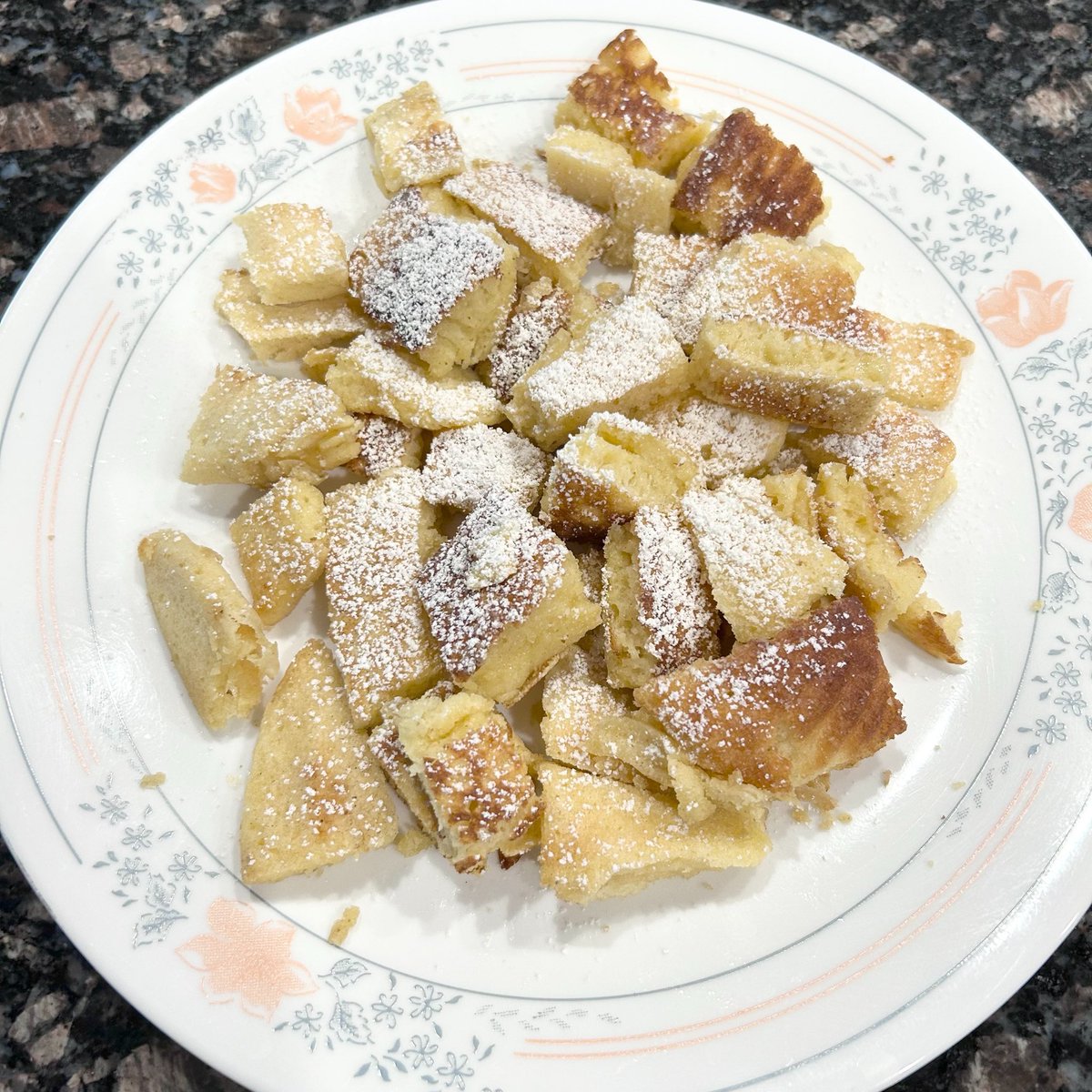 rankanasdiary's tweet photo. i attempted to make kaiserschmarrn today https://t.co/4Eu4pE1XV3