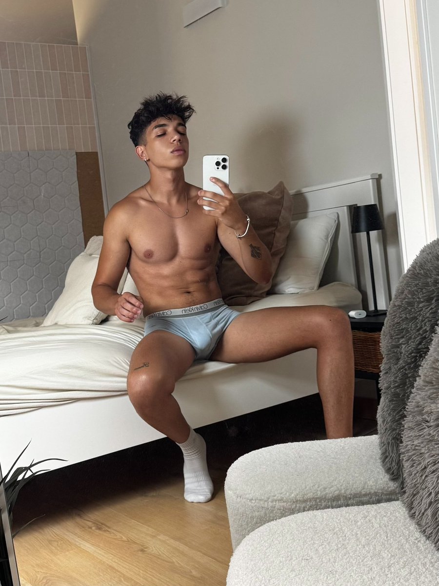 maurotwink tweet media