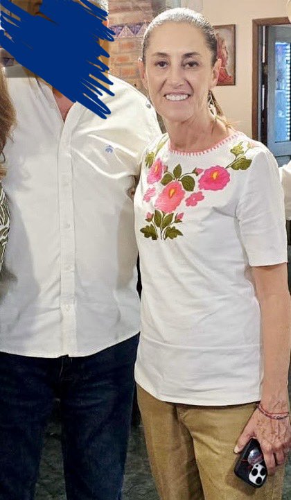 rynram's tweet photo. La pdta @Claudiashein anda en mi tierra,vier,sáb tuvo evento en Hmo,SIRM,Navojoa,hoy Cajeme.
Ayer comió en Cd Obregón con un alcalde d los +señalados(min x omisión,complicidad)y dicen acá q en Palenque ya se decretó q sea el candidato a gober d Sonora el 2027.Será?
Que #Impunidad https://t.co/IwpR25zGli