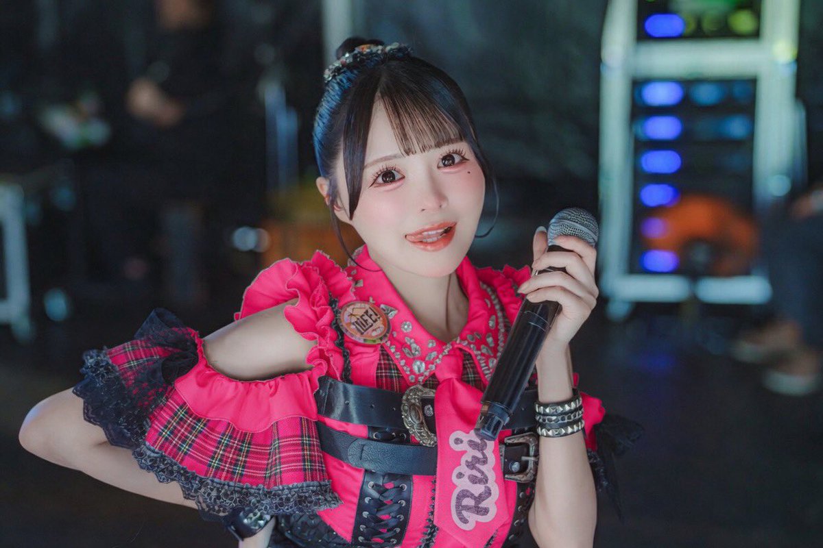 ︎︎︎︎ tweet media