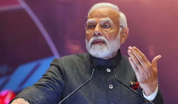 प्रधानमंत्री मोदी : मैं लोगों से अपील करता हूं कि वे एक साल तक शादियों में सोना न खरीदें-Ok

सोना नहीं खरीदने से विदेशी मुद्रा की बचत होगी- ok 

 पीएम मोदी ने कहा कि हमारे पास तेल के बड़े कुंए नहीं हैं , इसलिए मेट्रो और पब्लिक ट्रांसपोर्ट का इस्तेमाल करें-OK
सब ठीक है मोदी जी