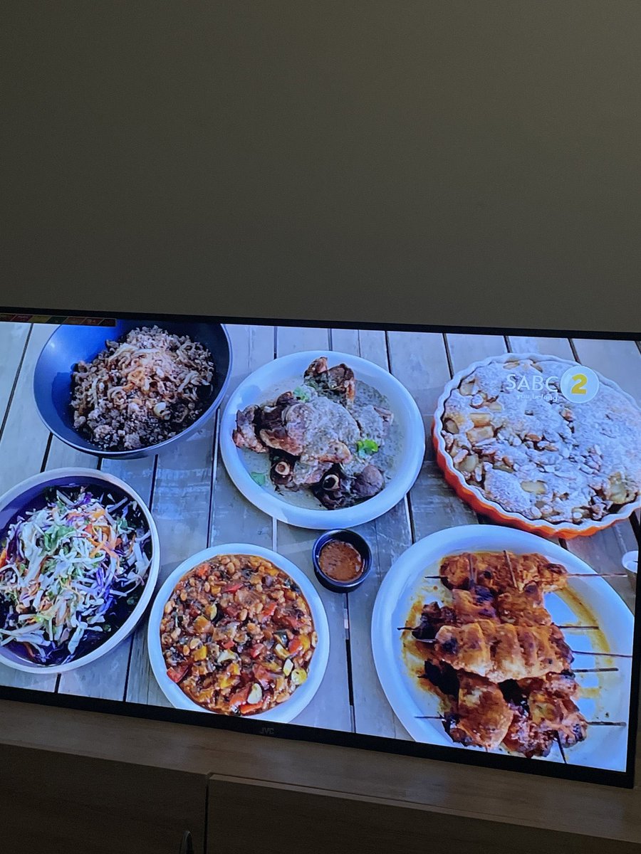 Jamani_Khanyi's tweet photo. Team green really deserve to win this #KOOColourYourPlateFinale competition tonight ❤️🥹🤝
#MadeWithKOO
#CelebrateTheSterrings https://t.co/cqvKfXvkL4
