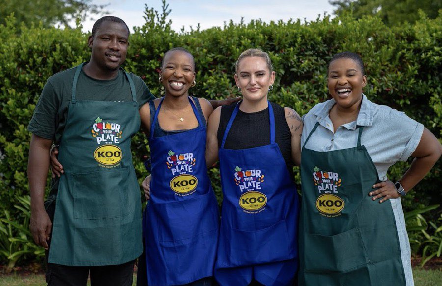 Jamani_Khanyi's tweet photo. May the best team win the #KOOColourYourPlateFinale now on SABC2 ❤️🔥
#MadeWithKOO
#CelebrateTheSterrings https://t.co/D2KkJEcprk