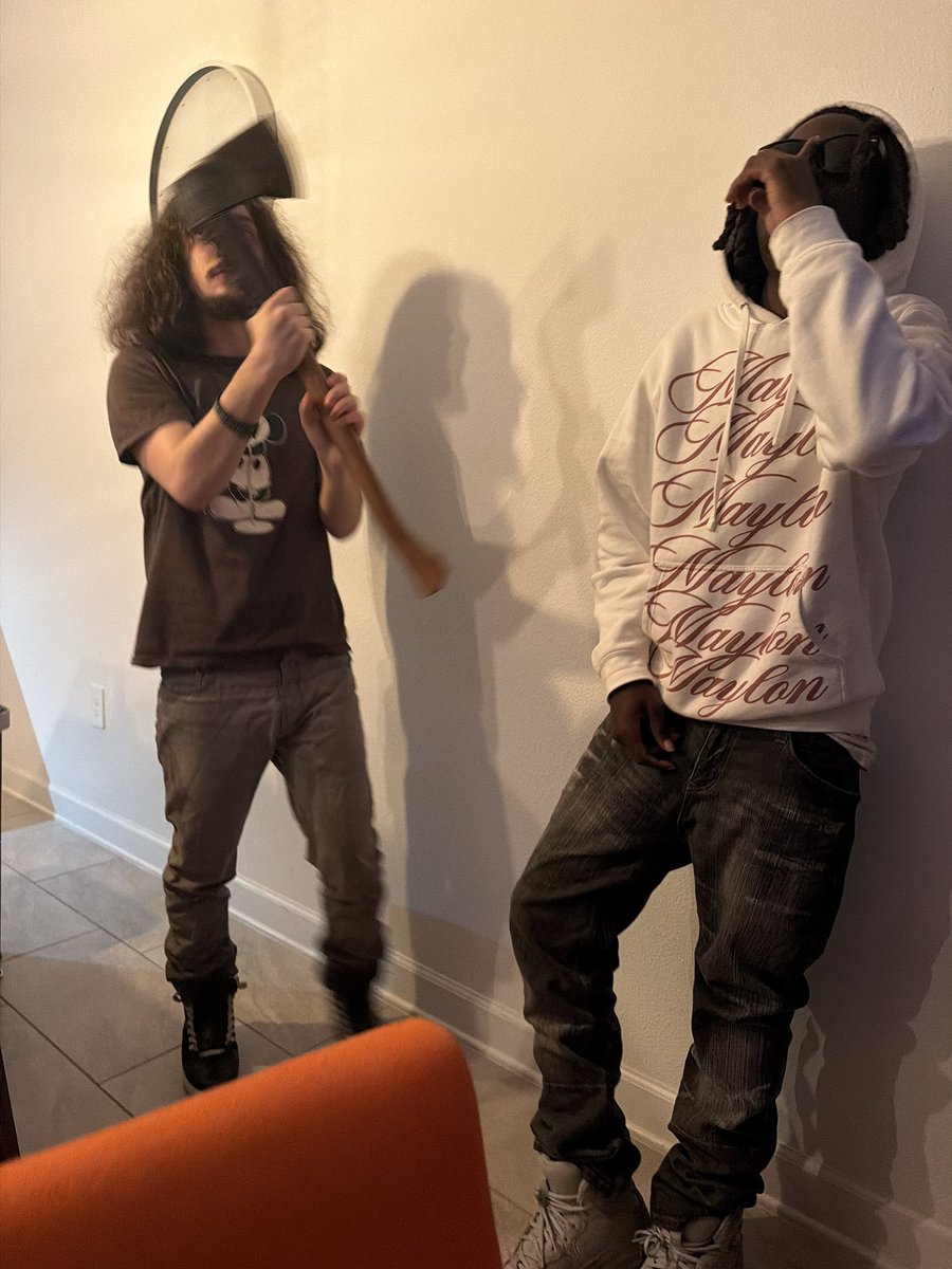 murakamirug's tweet photo. rolling loud day 3 here we come can u tell im having FUN https://t.co/y3HWcLytdV