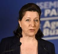 ChLECHEVALIER's tweet photo. HANTAVIRUS

À un an des Présidentielles (...), ils se préparent...

N'oubliez pas :
     - #Pfizer est une bénédiction
     - #URSULA est très honnête
     - #Didier_RAOULT est très méchant

Et surtout : 
    - on a assez de #MASQUES, bien sûr !!...

                      C'est reparti !!
