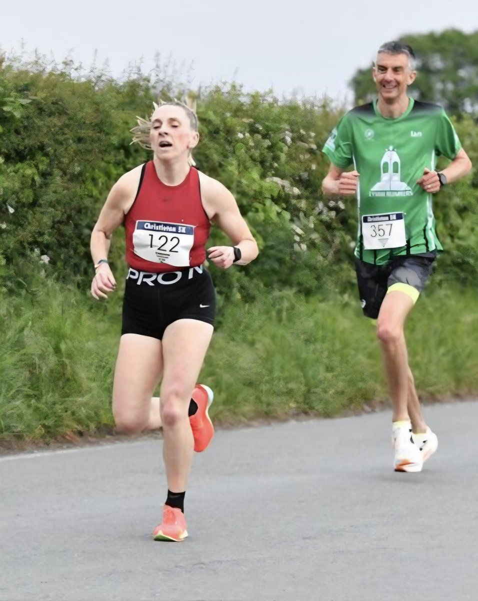 nicsutton85's tweet photo. Christleton 5km on Friday night - sooo many regrets! 🤦‍♀️😭 Went off farrr too fast (10:20 at 3km - faster than my last 3km track race 🤯) so died an awful death in the last mile - never known lactic like it and can't believe I made it to the finish 🫣 Managed a slight 17:42... https://t.co/ld2IzF1C6E