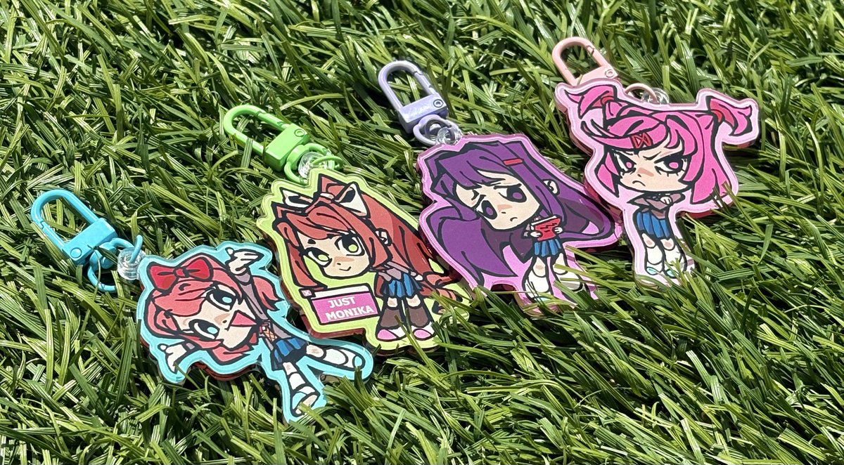 DioKio | DDLC SHOP OPEN! tweet media