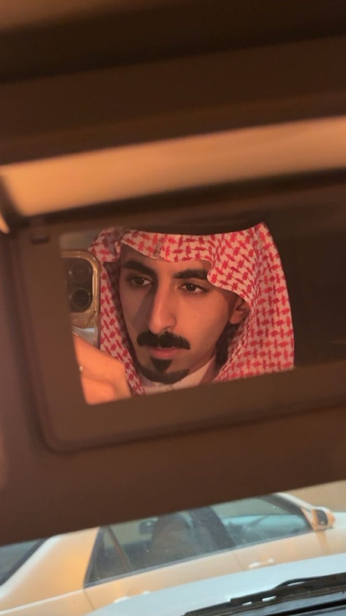 ipsq12's tweet photo. الصيف = سكسوكه https://t.co/qUoufeCFeU
