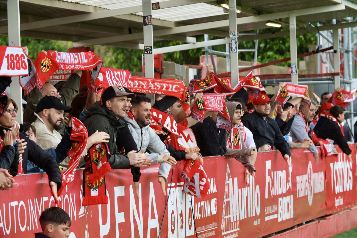 SDTarazona's tweet photo. 🤝 Deseamos al Nàstic y a su magnífica afición un buen viaje de vuelta. https://t.co/BlNvaxhJYM