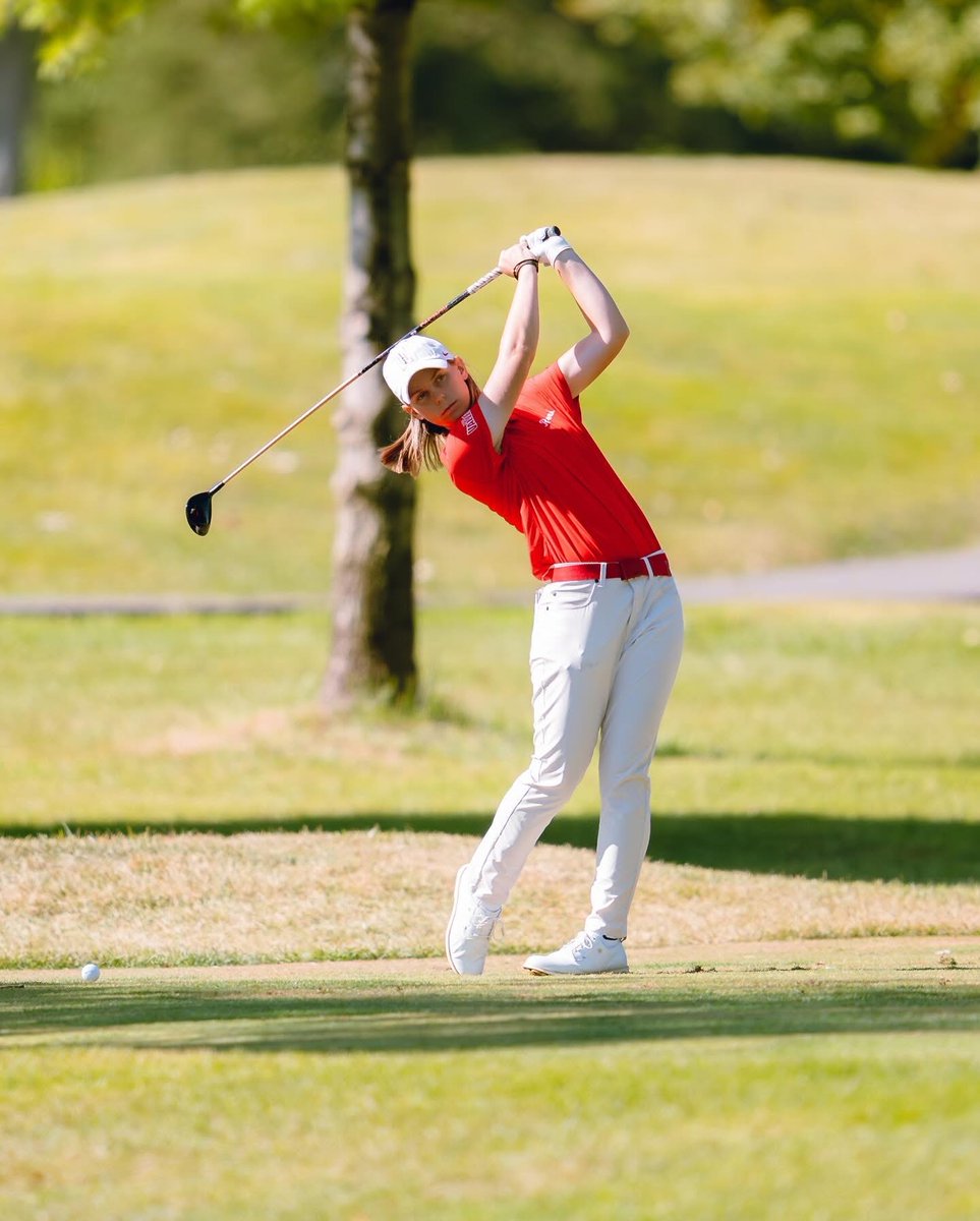 Elise Fennell Golf tweet media