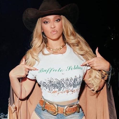 papiocean's tweet photo. minha mãe até hoje tem ranço de um stories que eu postei chamando a Beyoncé de mãe https://t.co/5upJF5PfL4