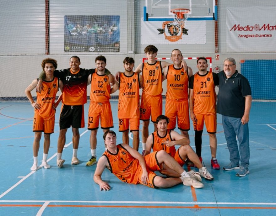 CdAnfora's tweet photo. Derrota del J-Tech Segunda Masculino contra @baloncestoazua 59-64

#CdAnfora #Baloncesto #Cuarte #CuarteDeHuerva https://t.co/PTywSSoWi9
