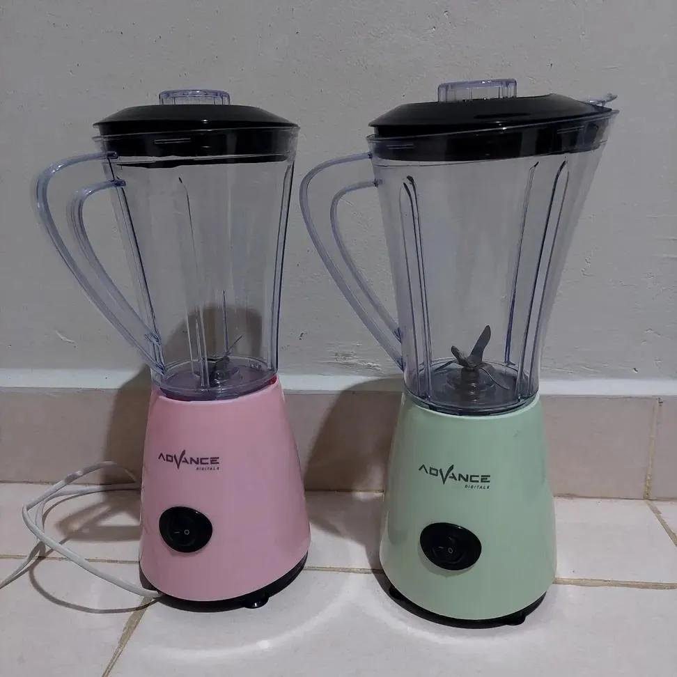 picassolasido's tweet photo. WTS blender advance dijamin masih bisa muter.
yang ijo 30k karena gelasnya beset dikit tapi ga pecah ya
yang pink 50k

bisa oren nego pengiriman dr cikarang

NEGOIN aja guys yang perting ini blender ga menuh2in kos aku lagi huhu

atau gratis boleh kalo beli prlvdku yang lain https://t.co/TejxagZpy7