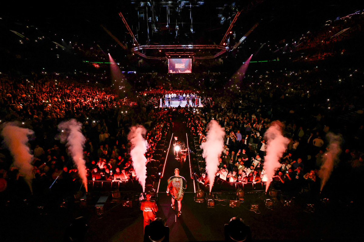 Frank Warren tweet media