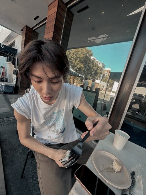 elle 🥣 tweet media