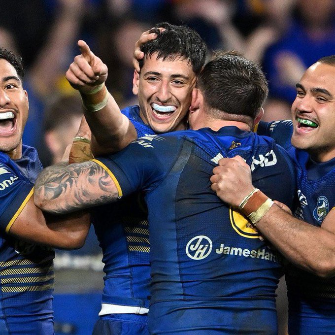 samcurr95262813's tweet photo. LOCK HIM IN LONG-TERM🔐

What a performance last night from Jordy...contributed to the Brian Kelly try, scored one himself, and went on that run to get Joash over the line to level the game

A brilliant display💙💛🔥 https://t.co/PMXTM1elwD