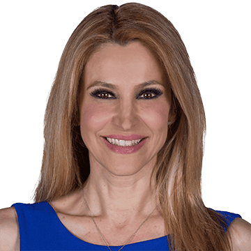 RosveryDana's tweet photo. #gfvip 
Lo dico..
Stasera Adriana è stata massacrata un po' da tutti solo per fargli perdere consensi..
E quando ti massacrano che arriva il bello ne acquisti dei nuovi(consensi).
Sempre con te fino alla fine💪... https://t.co/9KxldHDpUK