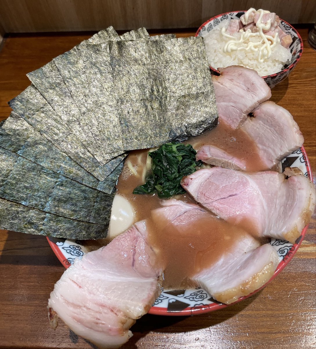 ダイスケ tweet media