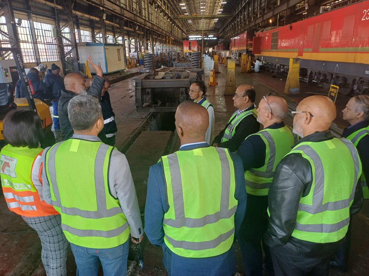 TE_Transnet's tweet photo. Yesterday, 7th May, our Koedoespoort Plant welcomed &amp; gladly hosted delegates from Rites Group, India.

The visit saw talks held regarding the collaboration of design approvals, through RSR, and local fabrication expertise done within our facilities.

#reinvent4growth #transnet https://t.co/FHLuptrS2f