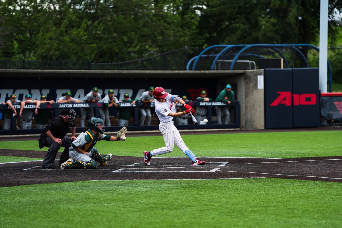 DaytonBaseball's tweet photo. The Swing ➡️ The Celebration‼️

#FlyBoys // #GoFlyers https://t.co/EsQrtyrSz3