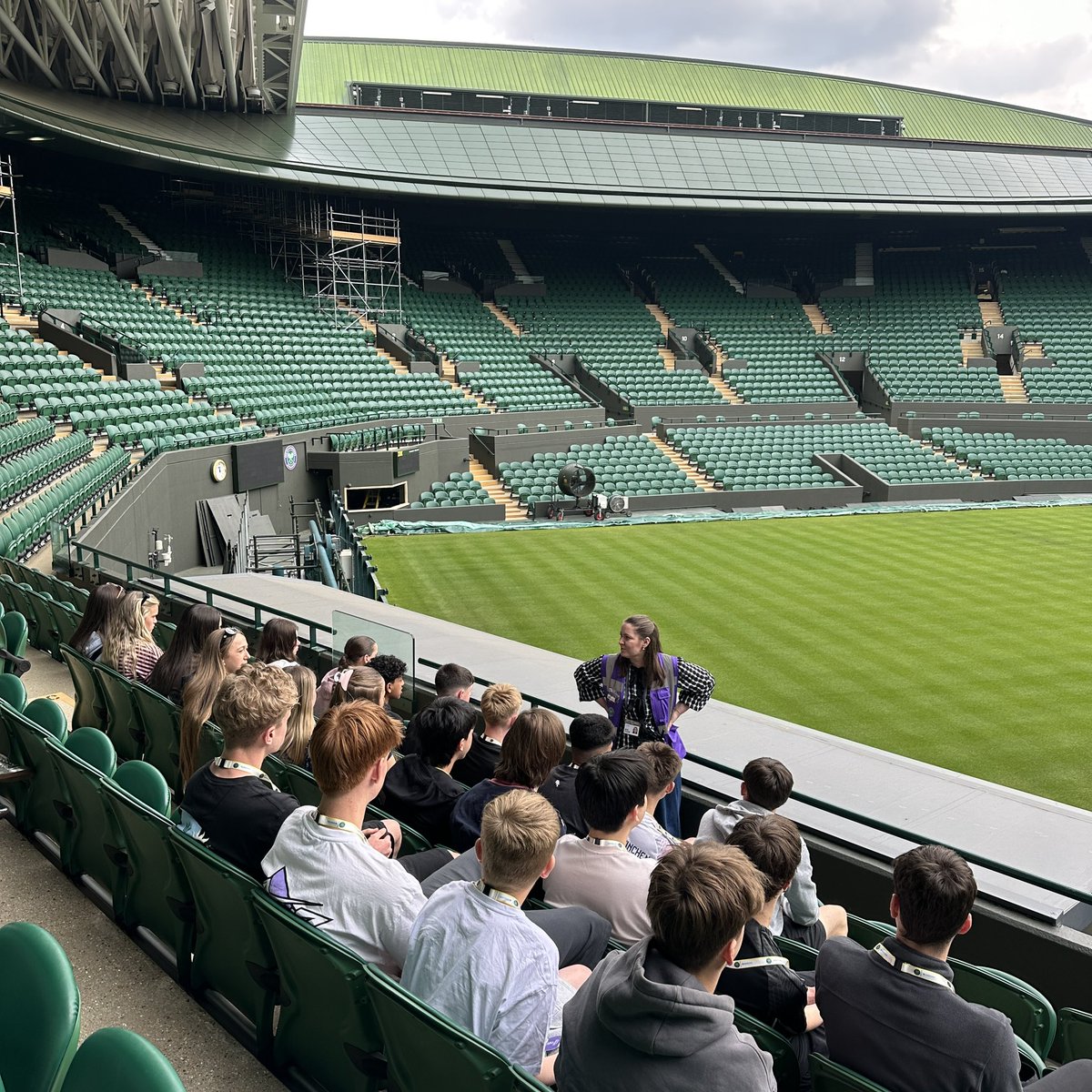 BusinessEdDHS's tweet photo. Successful day 2 today! Started off the day strong with Business lesson and a tour of Wimbledon. 🎾👟 @DunfermlineHS https://t.co/VCdjiIF5vj