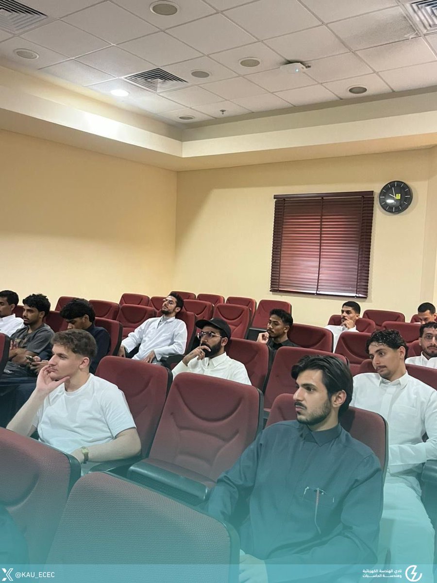 KAU_ECEC's tweet photo. نظم نادي الهندسة الكهربائية و هندسة الحاسب ورشة عن  الطباعة والتصميم ثلاثي الأبعاد، وكانت تجربة مليانة معرفة وتطبيق عملي 🚀
تعرّف المشاركون على أساسيات الطباعة ثلاثية الأبعاد وكيفية تحويل التصاميم إلى نماذج مطبوعة بشكل مبسط وتفاعلي https://t.co/aRlkXBGQ8T