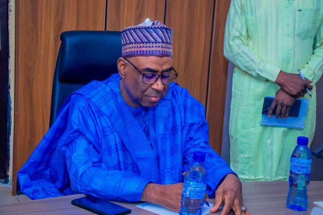 INSIDE YOBE tweet media