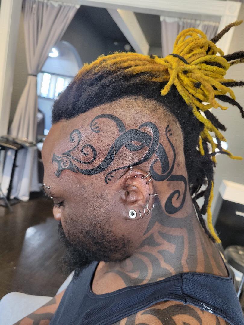 Inosuke Gates🇺🇬🇨🇦 tweet media