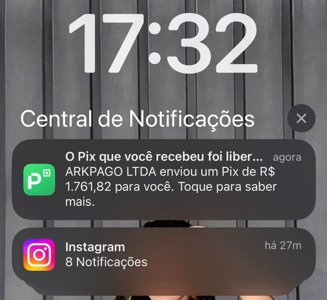 gio tweet media