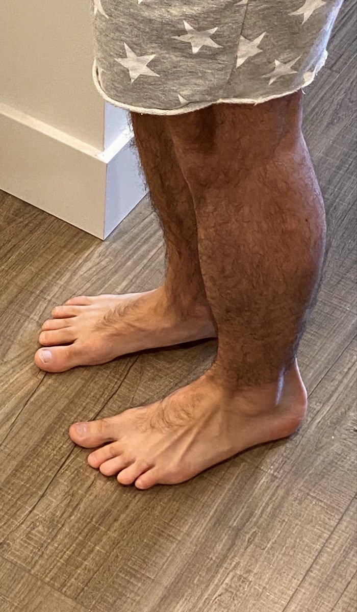 ouifrenchfeet tweet media