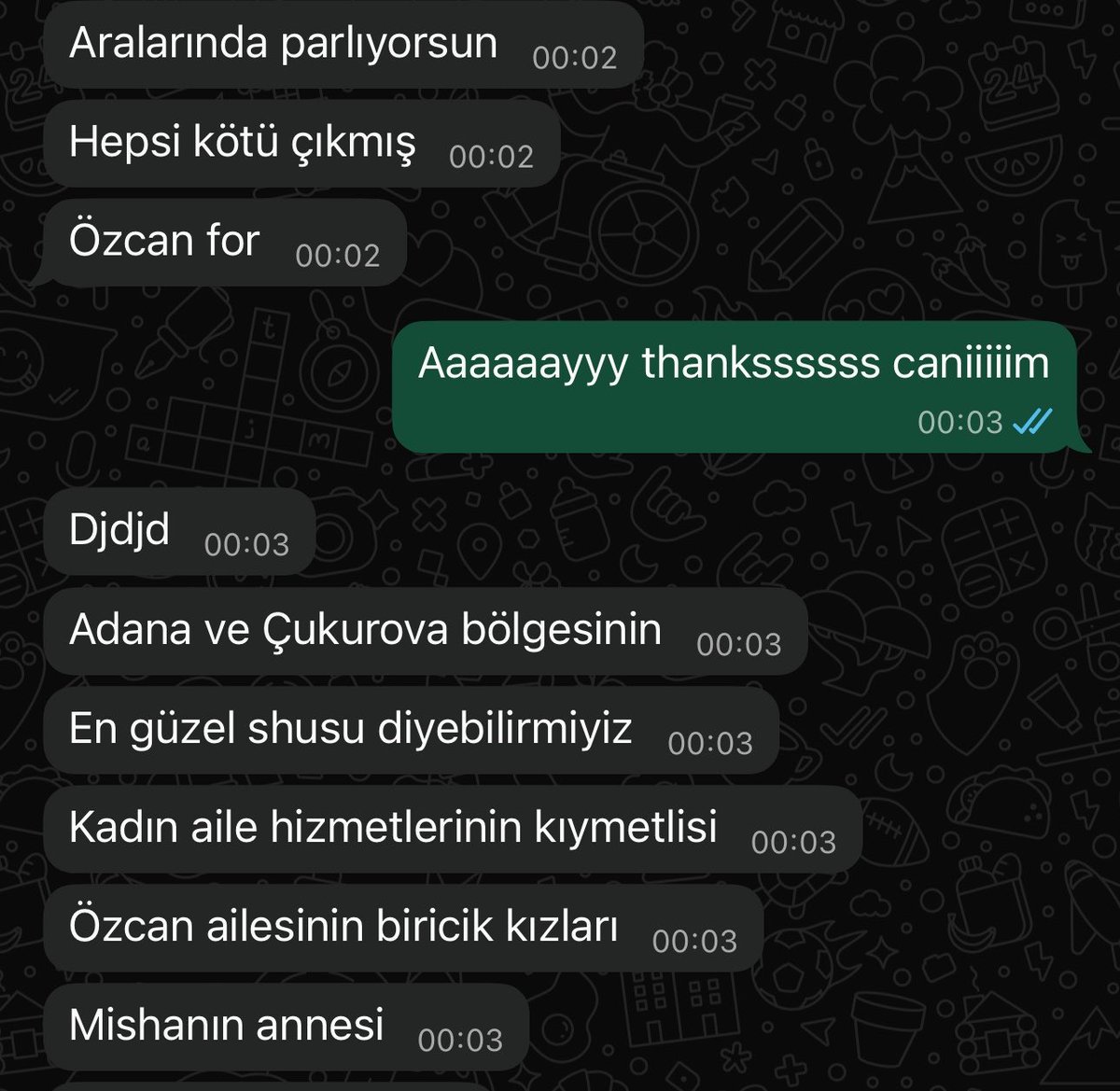 busozcnn's tweet photo. Arkadaşlarımın beni övmesi hoşuma gider efeniiiiim🫠🫠 https://t.co/vfL7Lxtr27