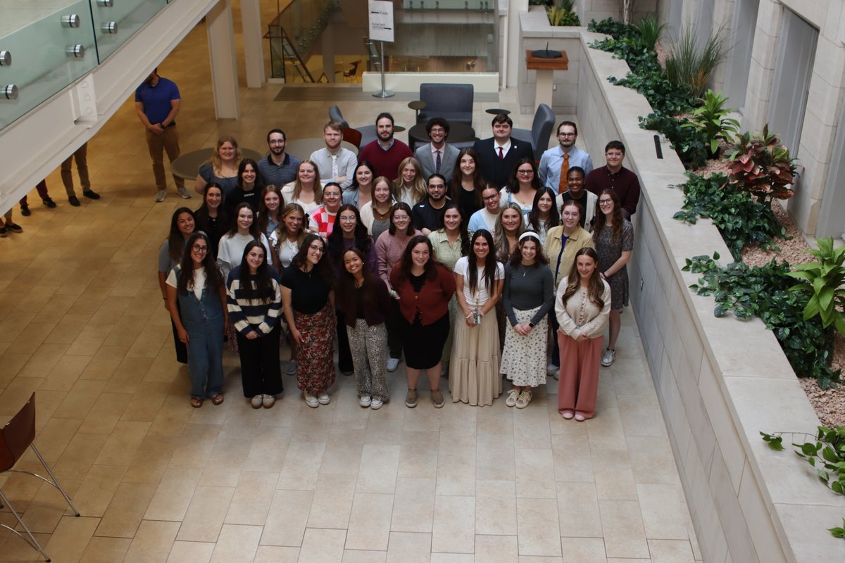 bradleyu's tweet photo. πA Red Apple Ceremony to celebrate #TeacherAppreciationWeek with our education students who are the future faces of the classroom!
#RedAppleCeremony #TeachLoveInspire #BradleyUniversity #FutureEducators https://t.co/UqklrQHs4m
