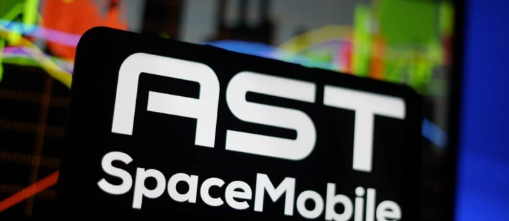 CallMeShy_'s tweet photo. $ASTS is moving from “prototype mode” to industrial-scale execution.

The company is expanding Texas manufacturing capacity to mass-produce next-gen Micron satellites featuring the largest commercial phased arrays ever deployed in LEO.

Why this matters:
• Faster constellation deployment
• Lower long-term production costs
• Better direct-to-phone connectivity
• Stronger competitive moat in space-based cellular

This is no longer just a speculative space story — it’s becoming a real infrastructure buildout.

Bull case: if ASTS successfully scales direct-to-device satellite broadband, the upside could be enormous.

Bear case: execution risk, cash burn, and manufacturing complexity remain very high.

High risk. High reward. Pure asymmetric bet.