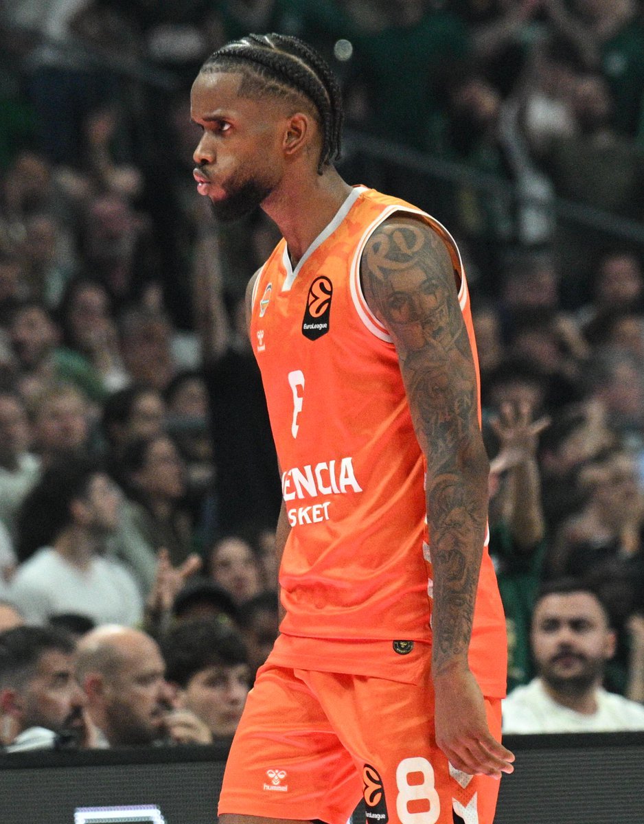 🏀 29 puntos
🪜 7 rebotes
🤝 7 asistencias
👊🏼 8 faltas recibidas
📈 45 de valoración. Sí, 45.

En el OAKA. En un win or go home.

Es un sinsentido lo de este chico. Es un elegido.
