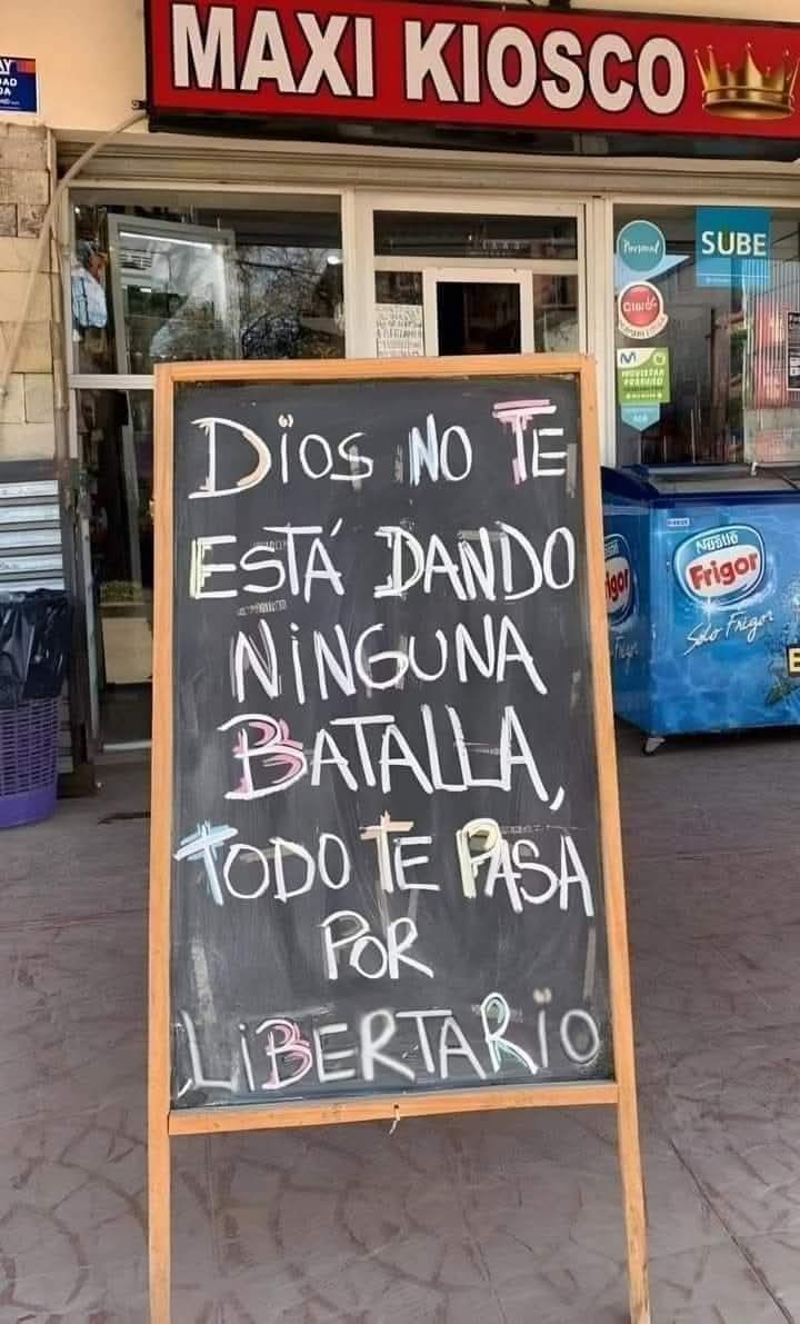 Los carteles andan diciendo.... 👇