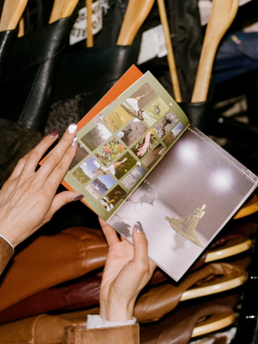 elkeworldsource's tweet photo. 🧚‍♂️ elke for the new congrats record zine which she’s featured in

photos by zac farro https://t.co/v3w7KUKluG
