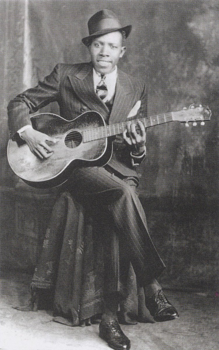 Passionweiss's tweet photo. The delta blues crossroads sorcerer Robert Johnson was born 115 years ago today. 

These are the only three photos of him in known existence. https://t.co/5dYj4239XE